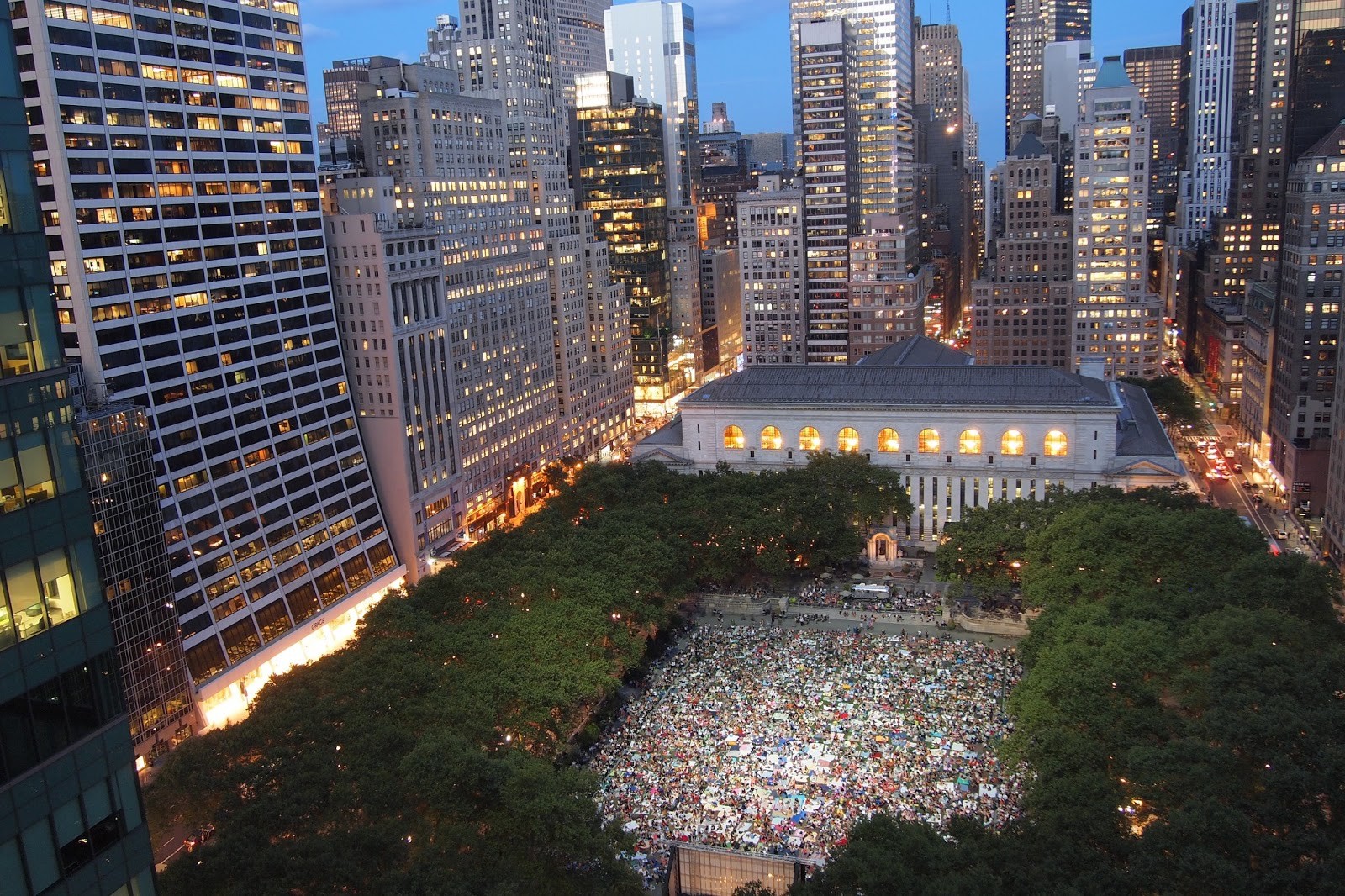 Bryant Park Manhattan Chamber Players NYC Manhattan Chamber Players NYC